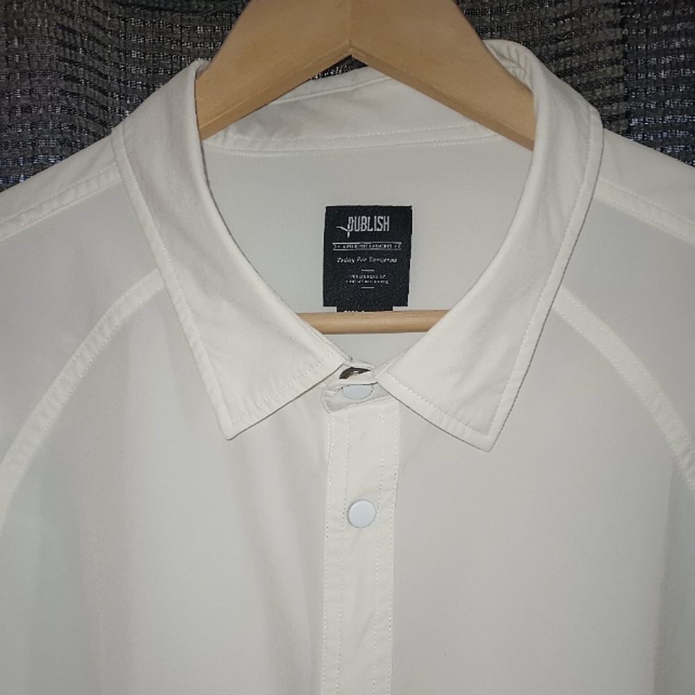 XXL Publish Brand snap-front Shirt. windbreaker material ( Not Lined ). White